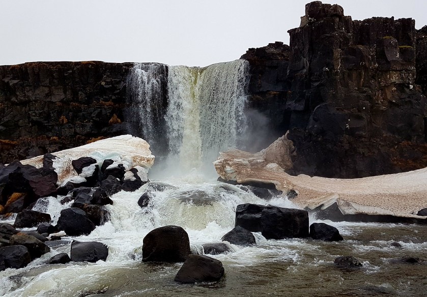 9D71A863-192E-4F72-B414-6477285DD1F2